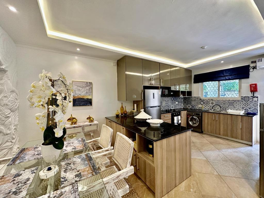 Amani Luxury Apartments Mombasa Ngoại thất bức ảnh