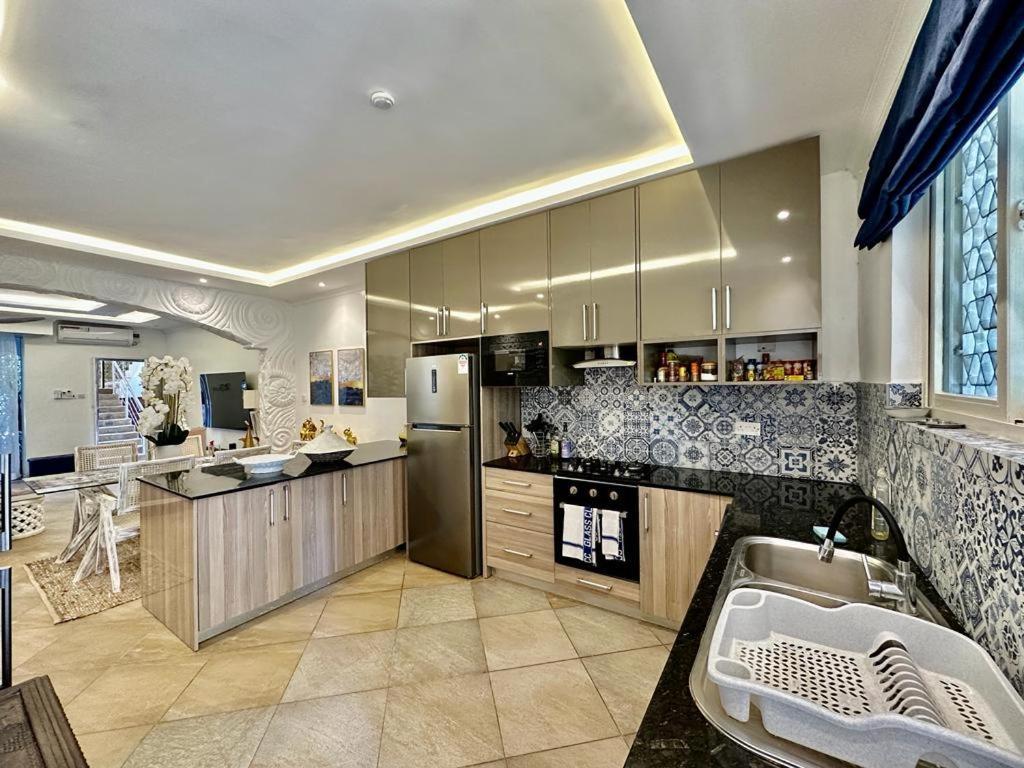 Amani Luxury Apartments Mombasa Ngoại thất bức ảnh